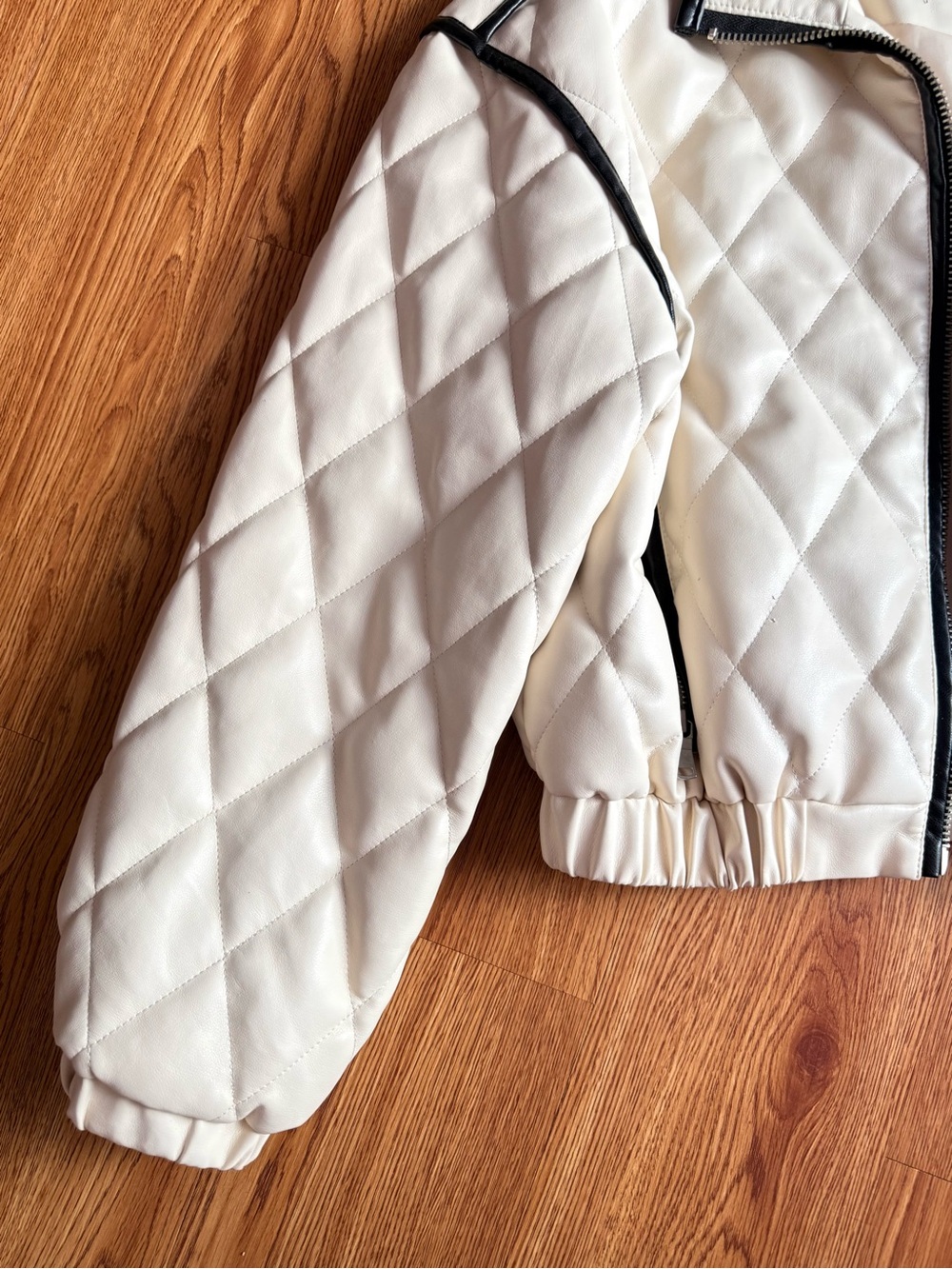 7 For All Mankind Quilted Bomber Jacket - Picture 4 of 6